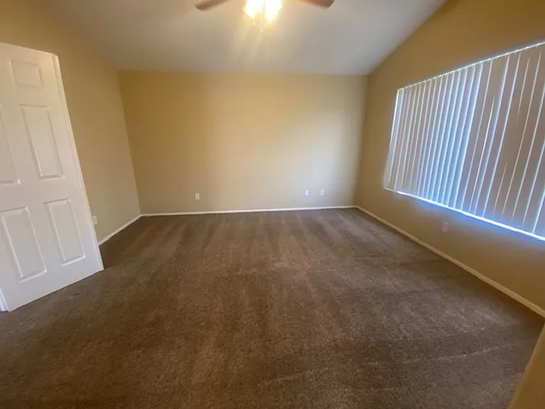 10050 E Carmel Ave — Photo 26