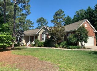 7 Loblolly Ct, Pinehurst, NC 28374
