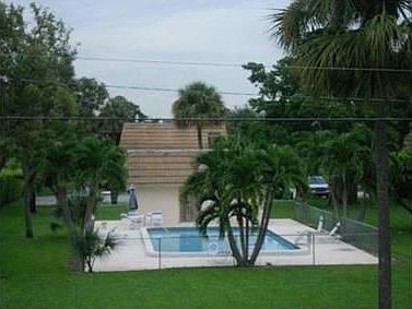 2nd image of 1210 Homewood Blvd #203-C