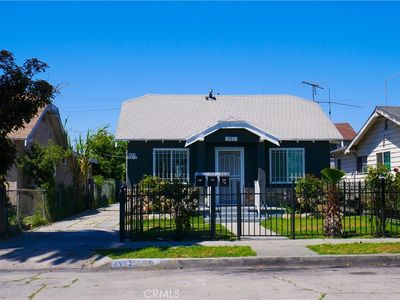 431 W 81st St, Los Angeles, CA, 90003