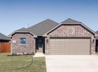 508 W Gould, Pilot Point, TX 76258