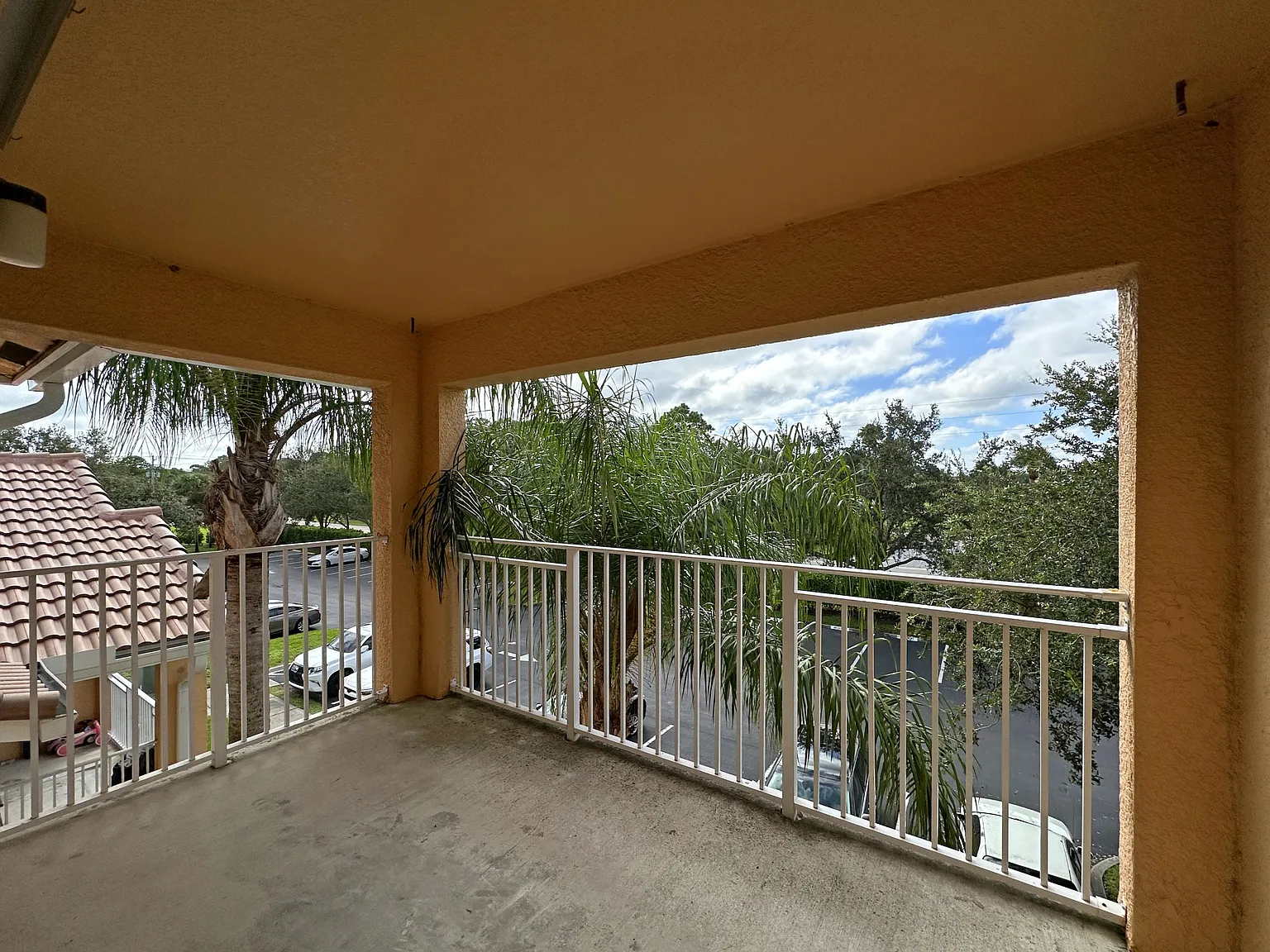 261 SW Palm Dr., Apt 305 - 261-3... — Photo 3