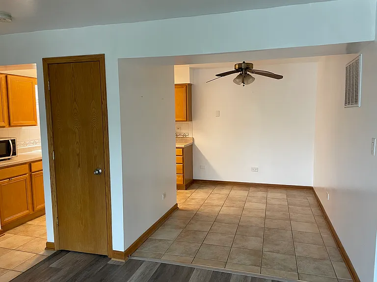 7111 166th St #2D — Photo 3