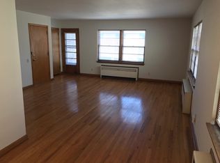 2135 University Ave #1, Madison, WI 53726