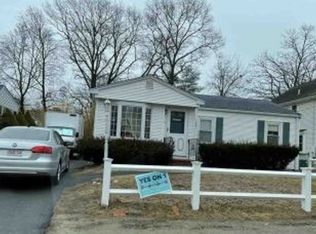 124 Magoun Ave, Brockton, MA 02301