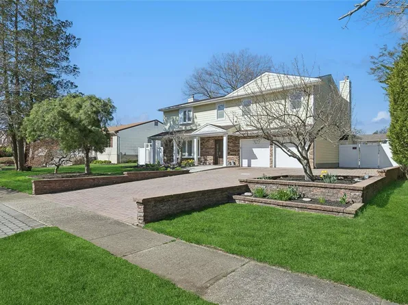 46 Bobann Drive, Nesconset, NY 11767