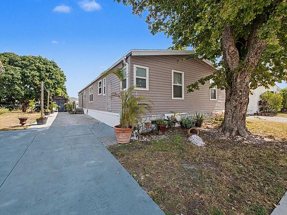 2nd image of 1700 SW 66th Avenue