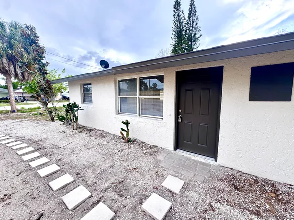 116 12th St W, Palmetto, FL 34221