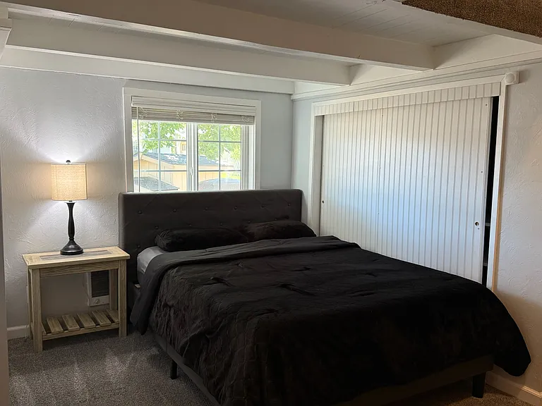 1307 Roosevelt Ave — Photo 6