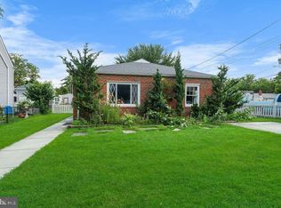 38 4th St, Laurel, MD 20707