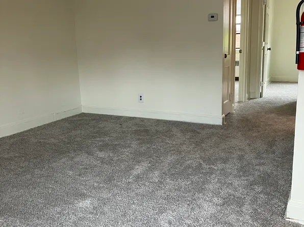 539 N 55th St APT B, Philadelphia, PA 19143