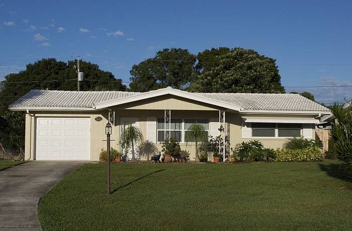 1st image of 2319 Black Oak Ln