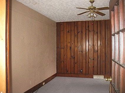 5th image of 1506 Foster Pl