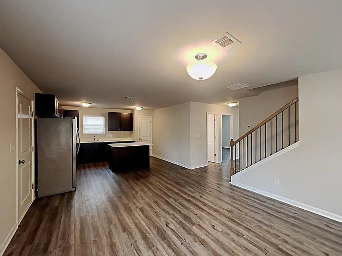 20 Daniel Ln — Photo 2