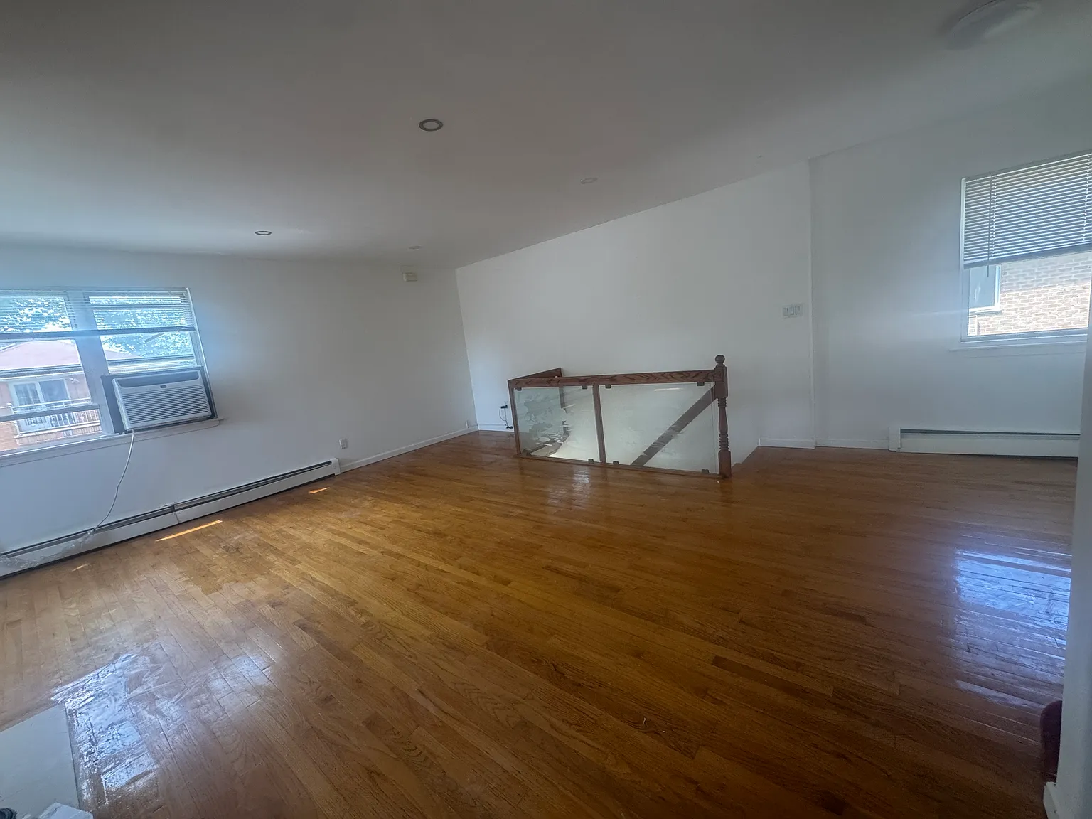 2 bed, 1500 sqft, $2,500 — Photo 2