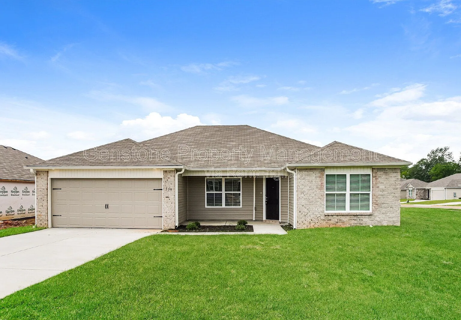 4 bed, 2.0 bath, $1,850 — Photo 1