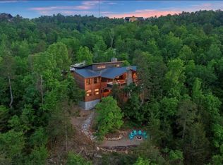 262 SW Forest Brook Loop, Broken Bow, OK 74728