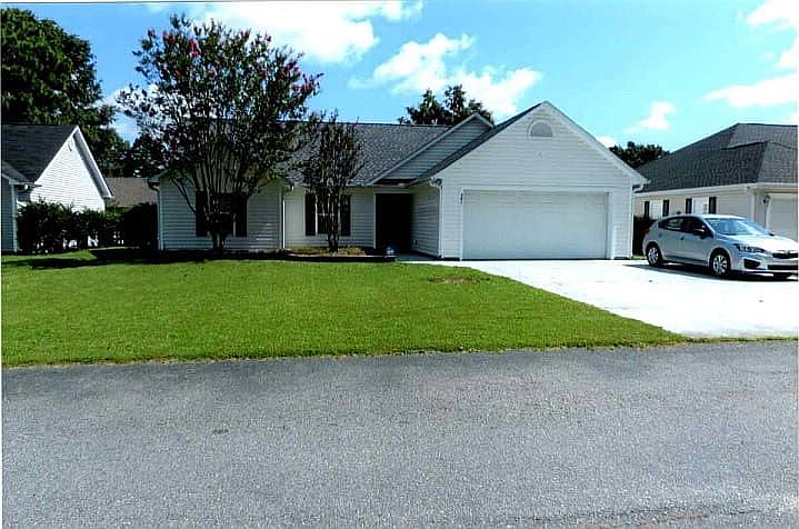 1st image of 501 Saint Charles Cir