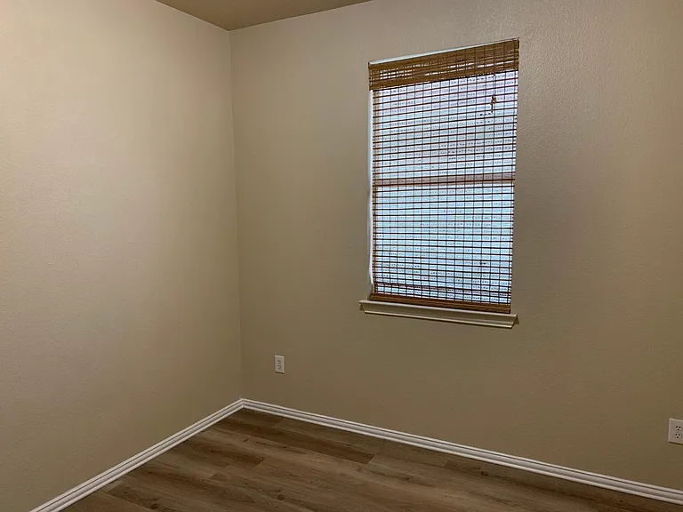 9513 Waterman Dr — Photo 9
