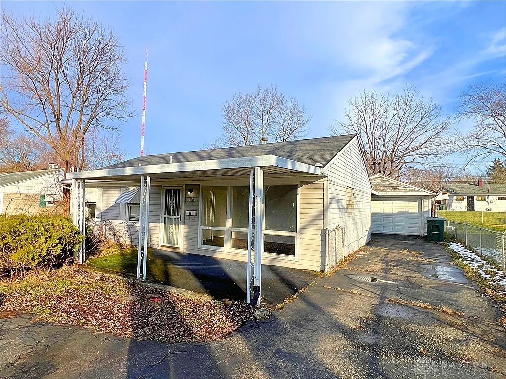 1708 S Gettysburg Ave photo 1