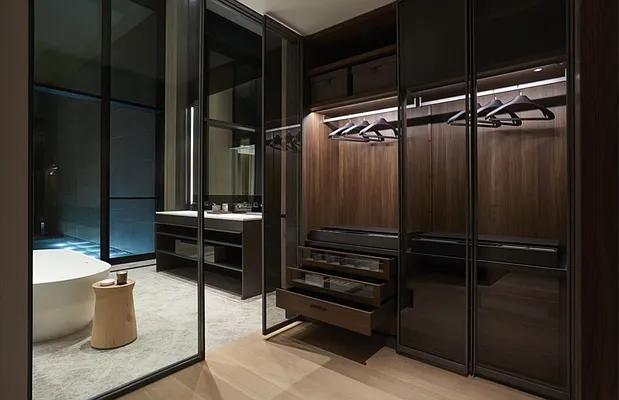 Rented by Compass | media 49