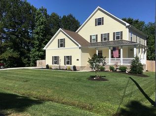 1969 Rockwood Dr, Chesapeake, VA 23323