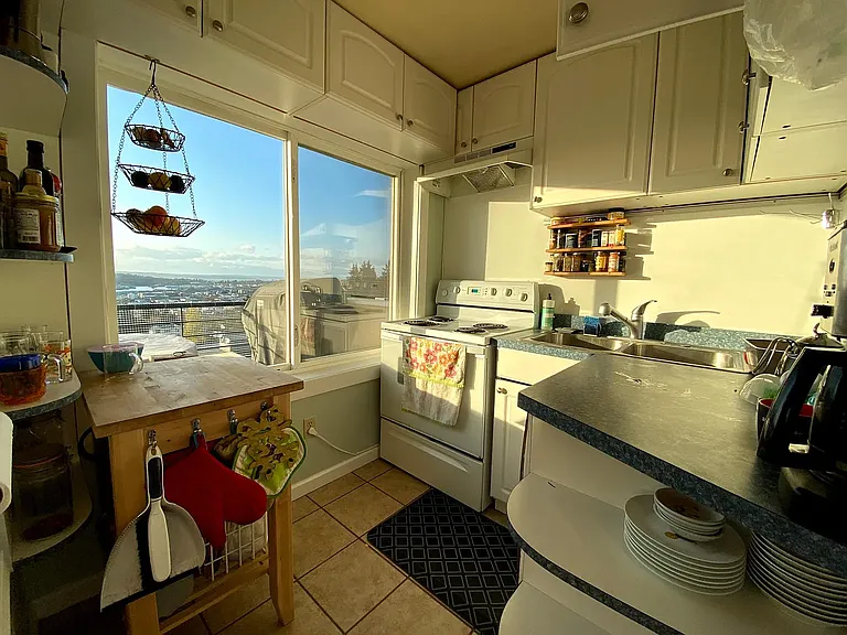 4333 Phinney Ave N #PENTHOUSE — Photo 4