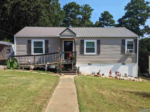 263 Russell St, Gadsden, AL 35903