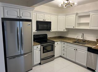 2450 Central Ave APT 201, Saint Petersburg, FL 33712