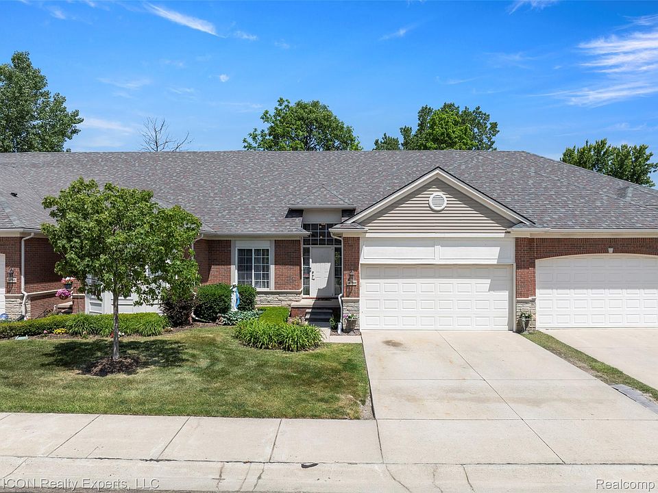 1st image of 14789 N Park Dr #18