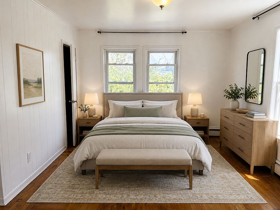 1st image of 82 Florence St #2