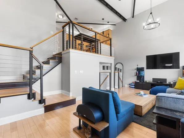 59-63 W 30th St APT 301, Bayonne, NJ 07002