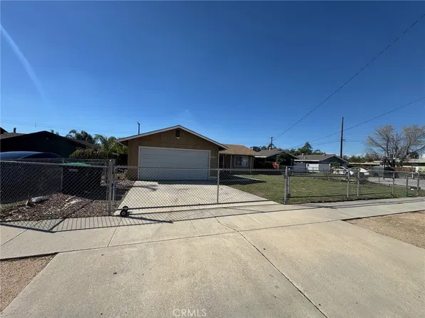 613 S Buena Vista St, Hemet, CA 92543