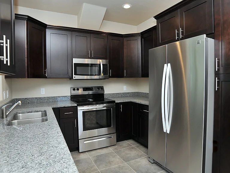 1218 E Blacklidge Dr #1101 — Photo 22