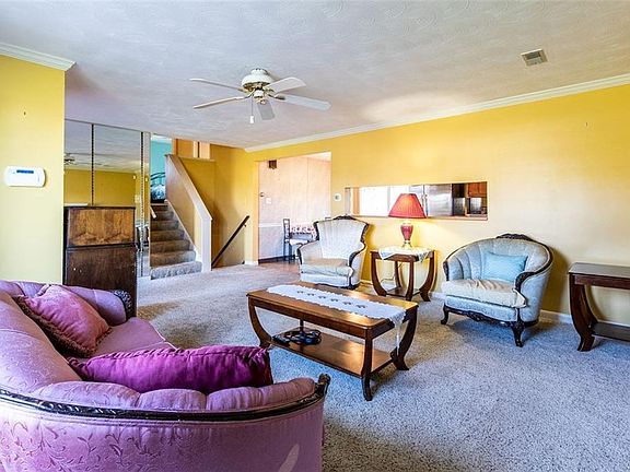 5th image of 8333 Richmond Ave