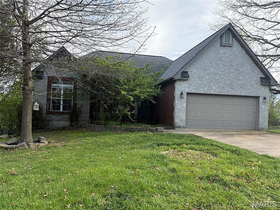 1st image of 1013 Cypress Dr