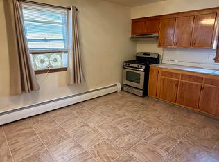 146 12th St FLOOR 2, Wood Ridge, NJ 07075