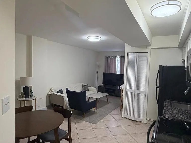 978 Mount Olivet Rd NE #1 — Photo 2