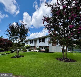 5 Brucetown Ct, Catonsville, MD 21228