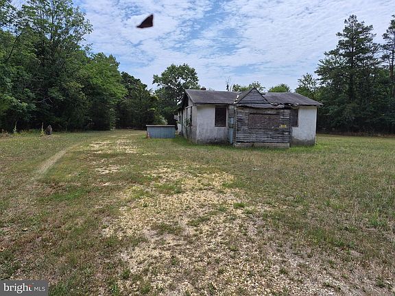 3rd image of 7601 Strand Ave