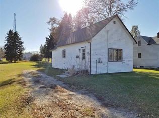 521 1st St NW, Rugby, ND 58368