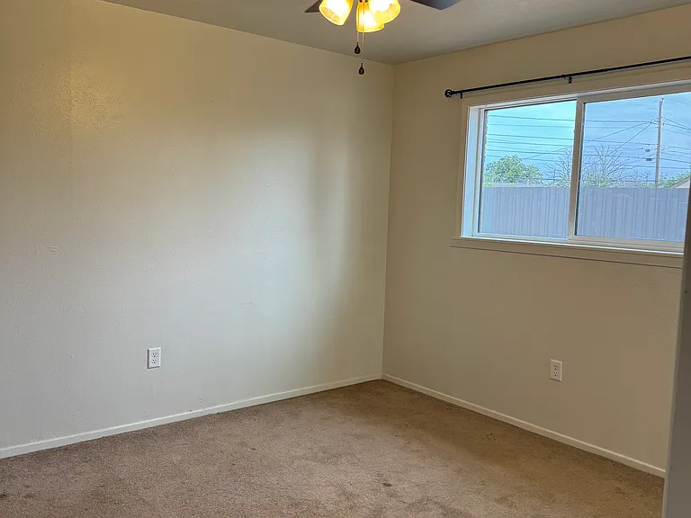 1207 Pueblo St — Photo 5