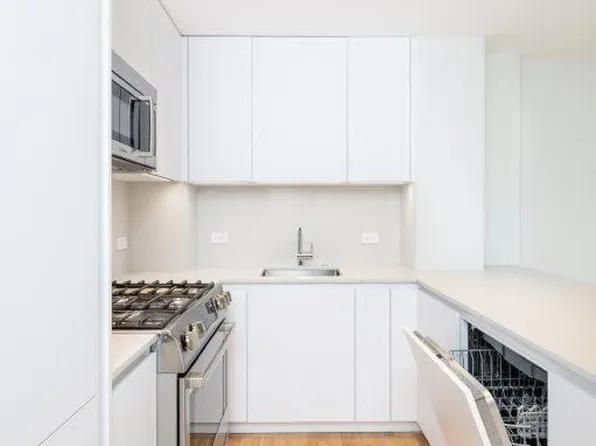 1408 Columbia Rd #6J, Boston, MA 02127