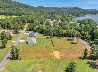 23 Dale St, Scottsboro, AL 35769