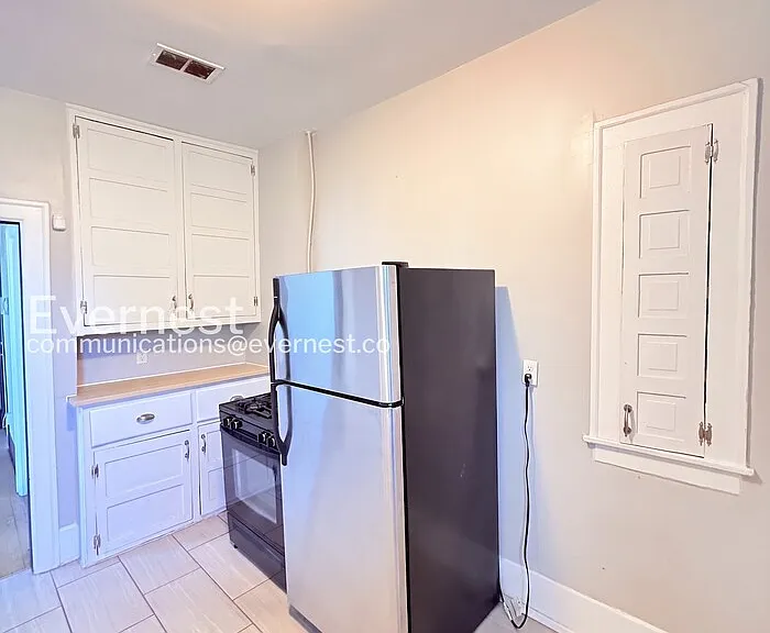 9429 Brush St #2B — Photo 2