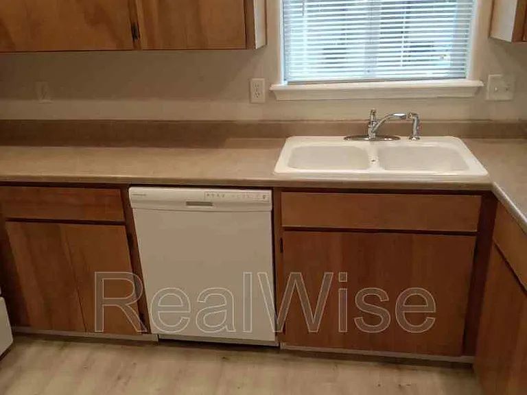 3172 Forest Hills Dr #A — Photo 10