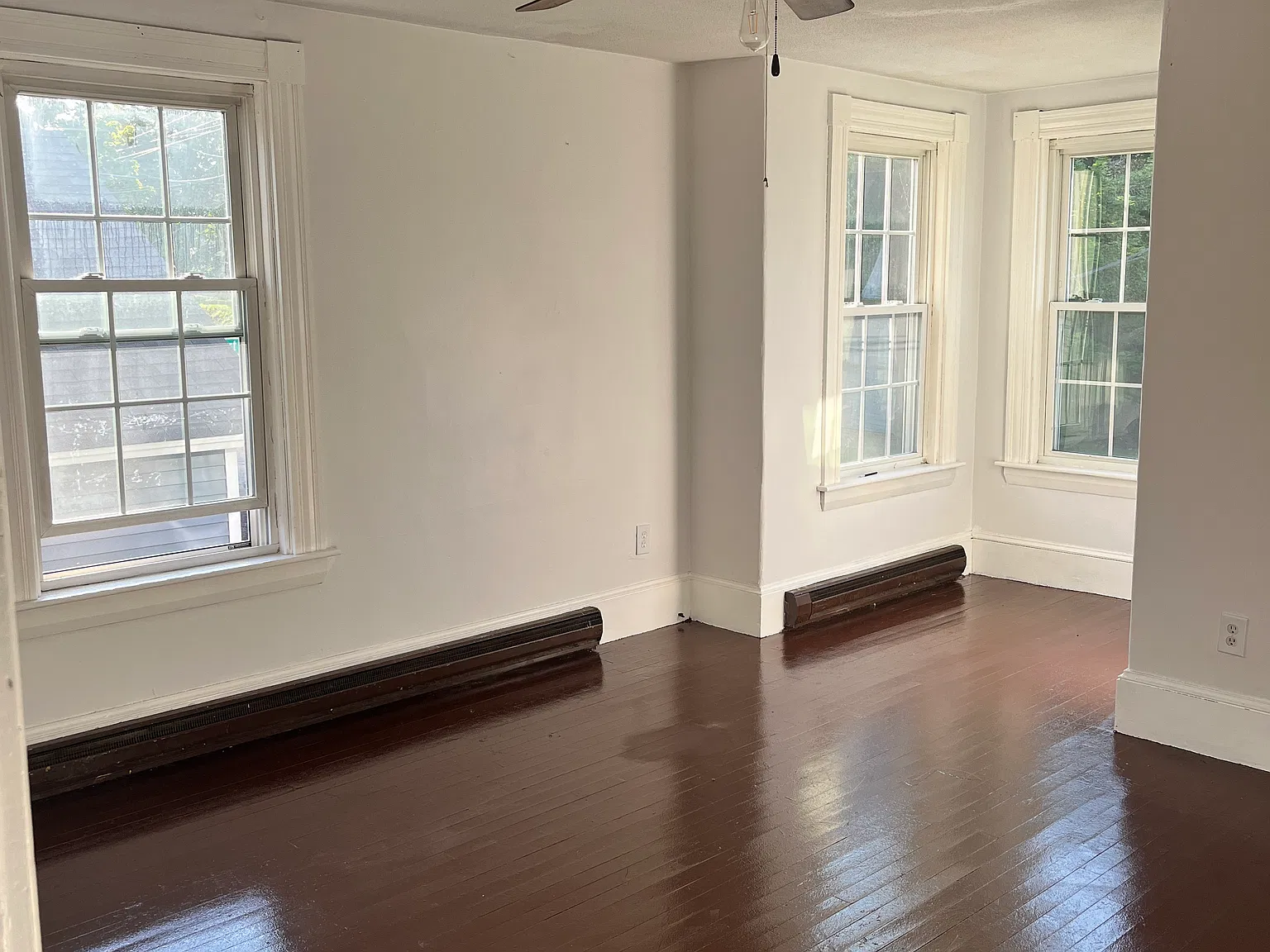 54 Webster St — Photo 2