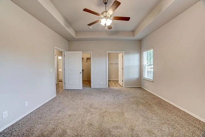 2421 W Imperial Ct — Photo 29