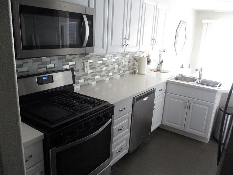 3950 S Sandhill Rd #118 — Photo 14