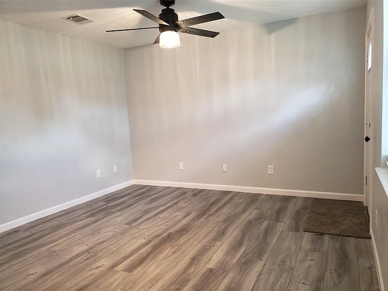 1503 Ryon St #B — Photo 4